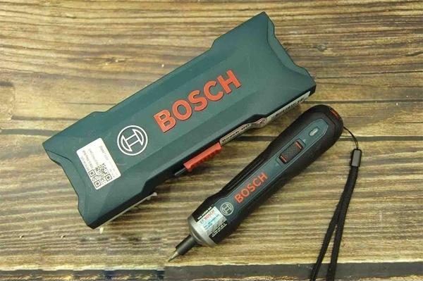 Bộ máy vặn vít dùng pin Bosch GO Gen 1